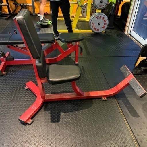 ハンマーストレングス　ベンチ