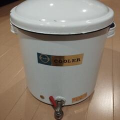 【無料】アンティーク！ホーローの容器、差し上げます！
