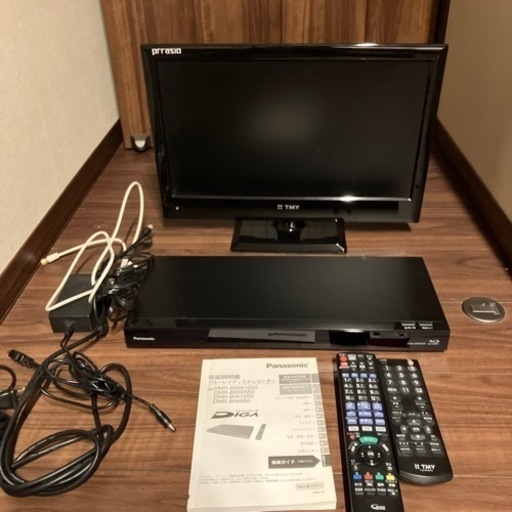 ブルーレイレコーダーDIGA   19Vテレビ