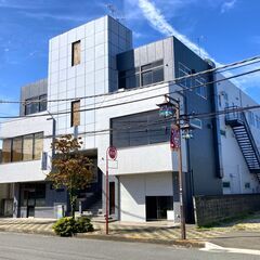 行田市駅近のテナントビルの3階区画(3F-I・54.2㎡)★店舗・事務所・倉庫など様々な用途に★駐車場1台無料★外観リノベ済・防犯カメラ設置★即賃貸可★  - 行田市