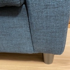 1人掛けソファ 青 収納付きの画像