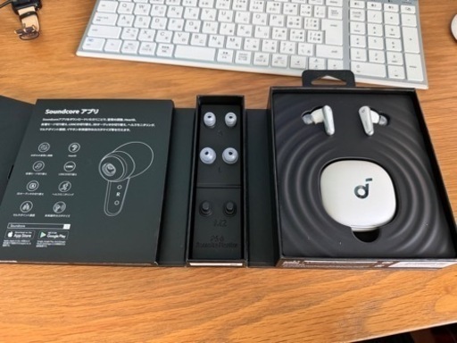ヘッドフォン soundcore liberty 4