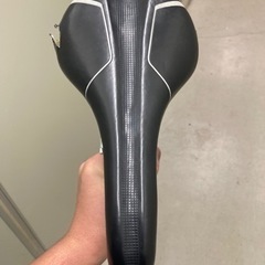 クロス・ロードバイクサドル　破れあり　バラ売り可能の画像