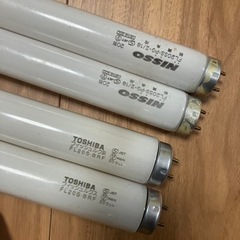 水槽用　20W型蛍光灯　フィッシュルクス2本　ニッソーFL20SS2本の画像