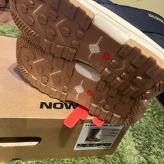 salomon SYNERGY 29.5cmの画像