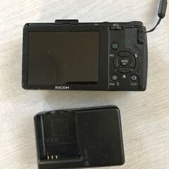 【中古】リコー RICOH GR DIGITAL III SDカード(4GB)、充電器付き