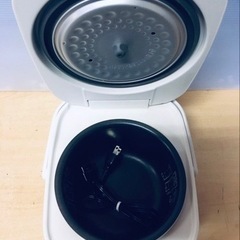 ⭐️アイリスオーヤマジャー炊飯器⭐️ ⭐️ERC-MC30-W⭐️の画像