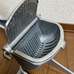 管K-77【愛知県一宮市から】【平日お渡しできます！】ジュウーサー　昭和レトロ　アンティーク　果汁搾り器 の画像