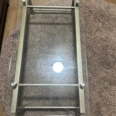 ガラステーブル　受け渡し決定済み