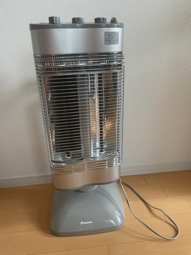 赤外線ヒーター安く譲ります。