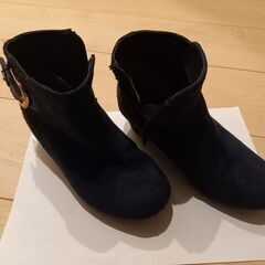 子供用ブーツ　２１センチの画像