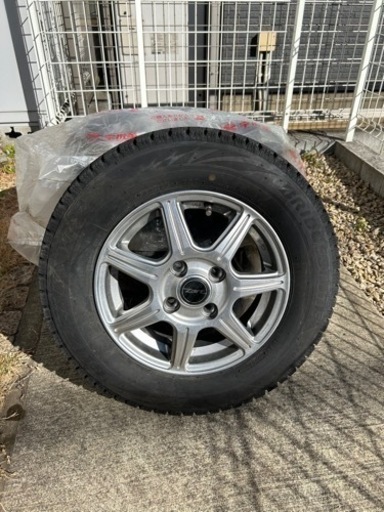 N-BOXスタッドレスタイヤ・ホイールセット