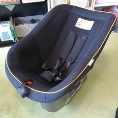 タカタTAKATAの軽量コンパクトなチャイルドシート黒TKBPB...