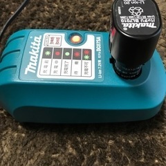 【取引終了】マキタ充電器DC07SAの画像