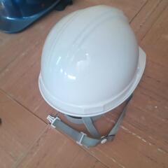 ヘルメット２個で５００円の画像