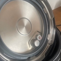 2020年製iris電気圧力鍋炊飯器の画像