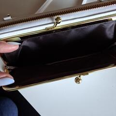 スマホ・お財布 ショルダー白の画像