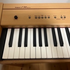 電子ピアノ　の画像