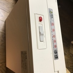 ペーパーシュレッダー　サンワサプライ製