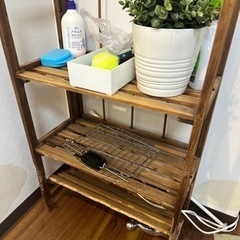 テーブル、棚 木製の画像