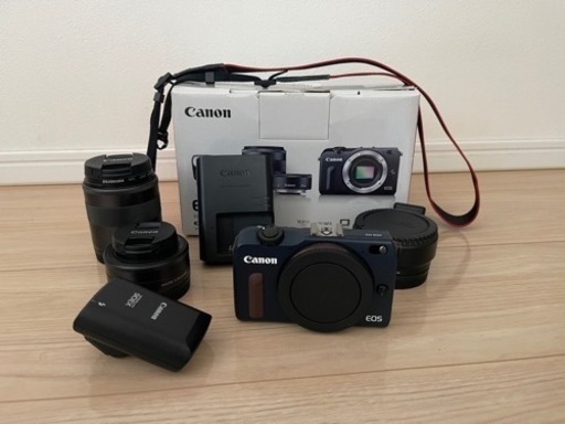 美品！キャノン EOS M2 ミラーレスカメラ