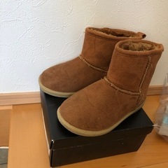 ムートンブーツ　17センチ