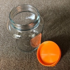 157.八角形保存瓶の画像