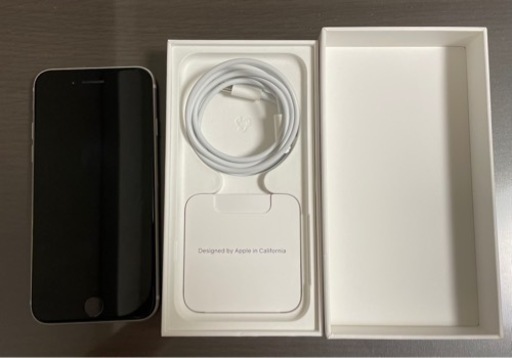 iPhone SE 第2世代 (SE2) ホワイト 64 GB au