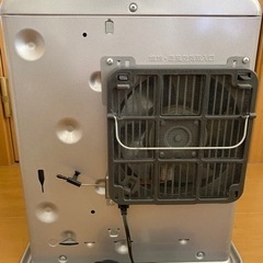 【灯油入り】石油ファンヒーター　ストーブの画像