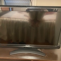 シャープ液晶テレビAQUOS 32型2011年製の画像