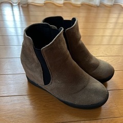 新品　ショート丈ブーツ　ブーツ　靴の画像