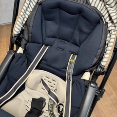 Combi ベビーカー（A型）（レインカバー付き）の画像