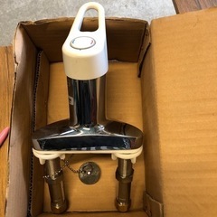 TOTO 洗面所用シングルレバー混合栓の画像