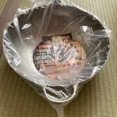 新品、鉄製　炒め鍋の画像