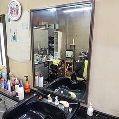理容室で使用鏡