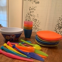 プラスチック食器セット　イケア　ケロッグ