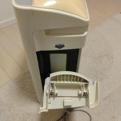 シャープ 加湿空気清浄機 KC-B50 ホワイトの画像