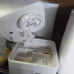 セール中につき、通常特価3,278円より30％引きの2,294円!　シーネット　ハイブリッド加湿器　CKH402WH　加熱　超音波　アロマ対応の画像