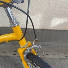 自転車(補助輪付き)の画像