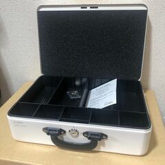 カール事務器 そとレジ 金庫 アタッシュケース レジ 鍵 MR-...