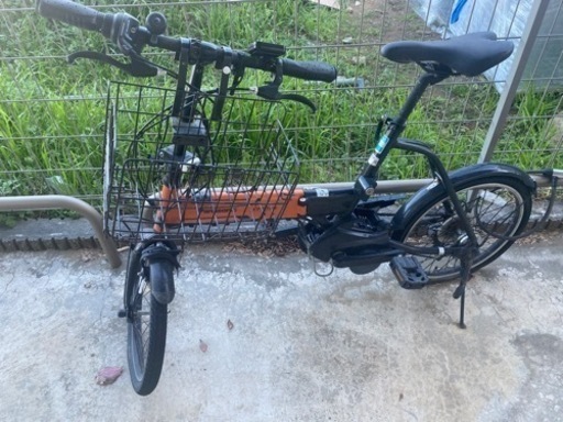 電動アシスト付き折りたたみ自転車