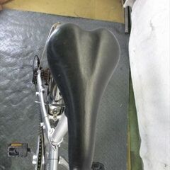 D208　★25800円★　折りたたみ中古自転車【ダホン　VYDE7　シルバー　アルミフレーム　20インチ 】 の画像