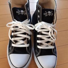 クリームソーダ　スニーカー　デニムジャケットの画像