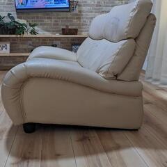 2人掛けソファー(ベージュ色)の画像