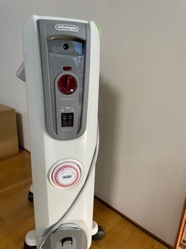 デロンギ　オイルヒーター