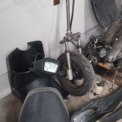 ヤマハ 3YK ｽｰﾊﾟｰｼﾞｮｸﾞZR 赤ファンエンジン その他パーツの画像