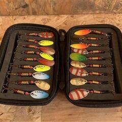 18個SET スピナーベイト 釣り ルアー スプーンセット ブラックバス　転売OK　　倒産品　まとめ売り　ネット商材　アマゾン引き上げ商品　メルカリ　副業　フリマの画像
