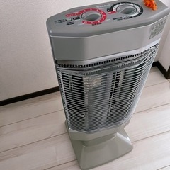 【引渡し決定】DAIKINダイキンセラムヒート ERFT11LS♡遠赤外線ストーブの画像
