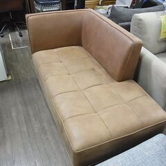 セール中につき、通常特価32,978円より20％引きの26,382円!　　COMFORM　コンフォーム　トリム2　TrimⅡ　2人掛け片肘ソファ　レザーテックス　右肘　