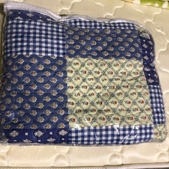 未使用 キルトマット 70×210cm カーペット ラグ